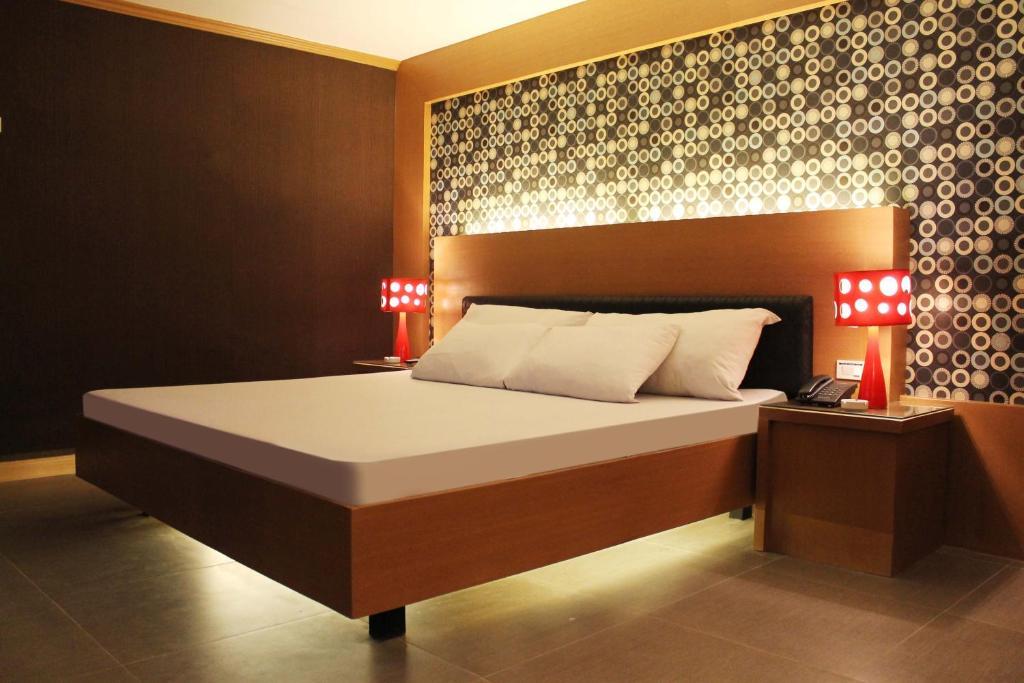Hotel 2016 Manila Bilik gambar